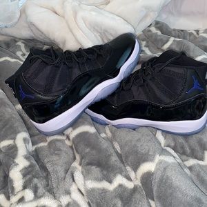 Space jams jordan 11